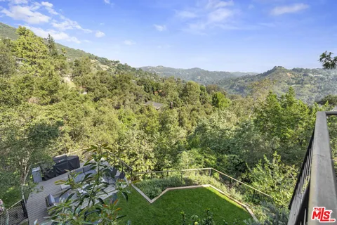 $1,595,000 | 19901 Grand View Drive, Topanga, CA 90290