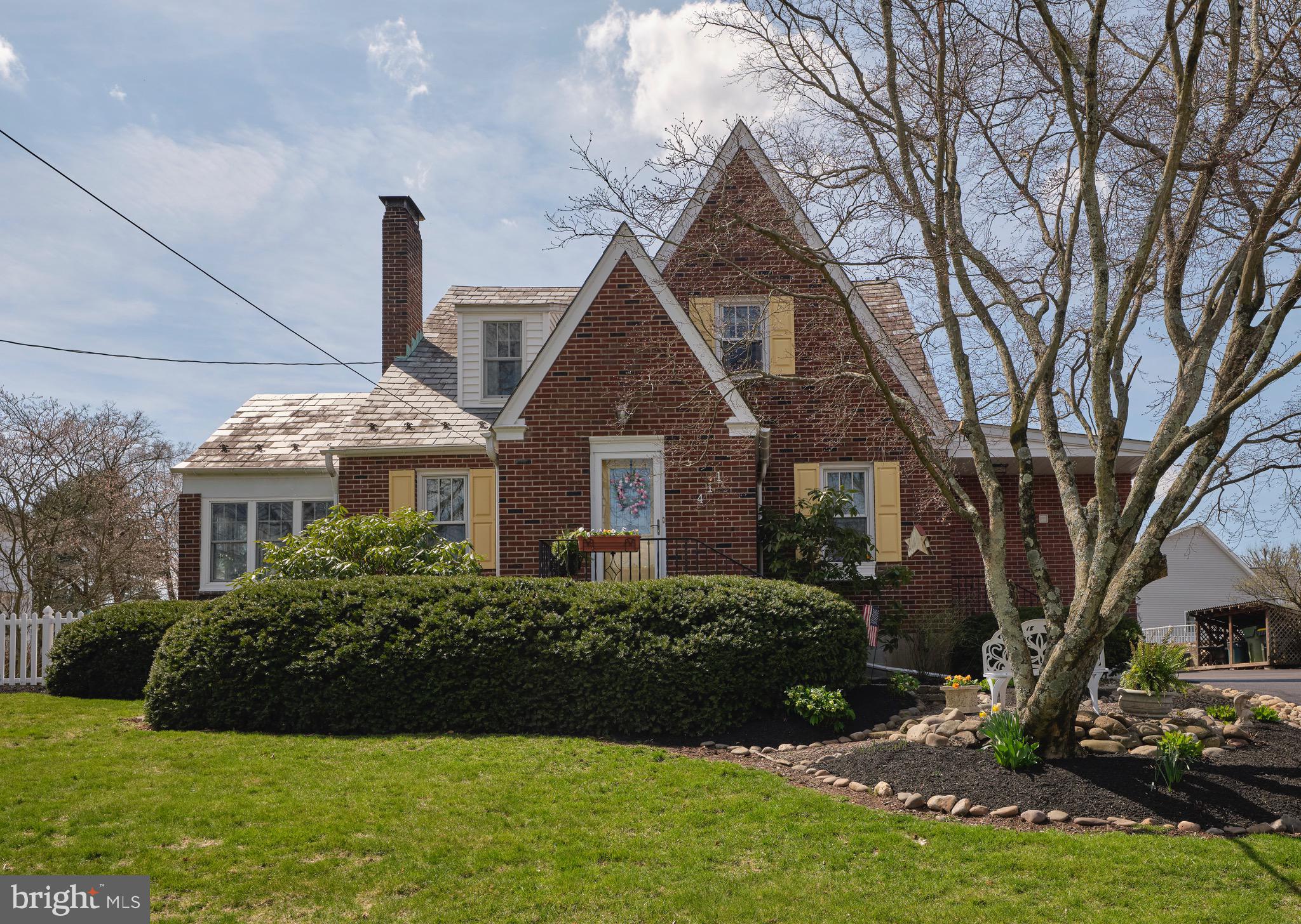 411 Easton Road Riegelsville, PA 18077 - Photo 1 of 31