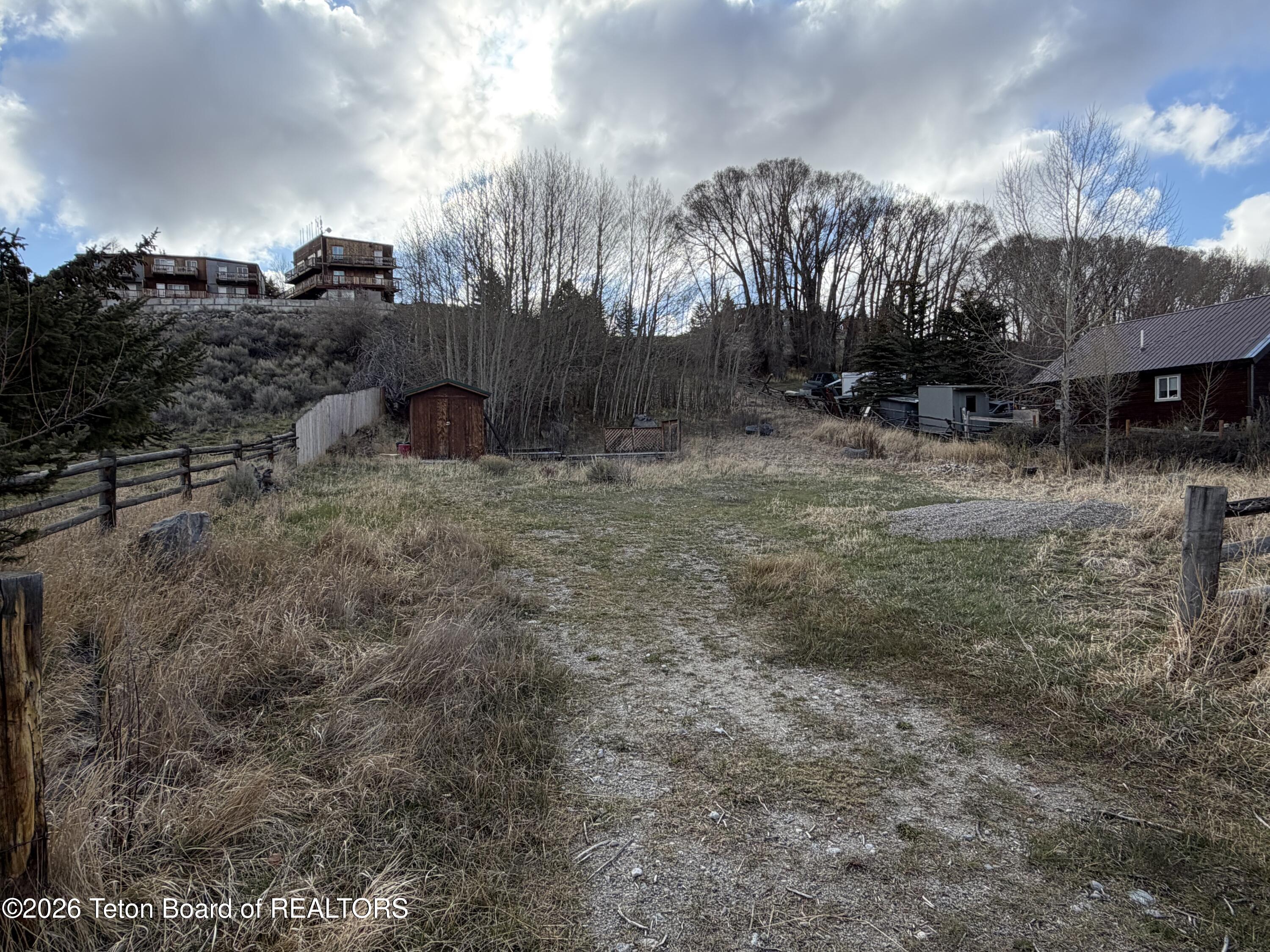 89 Canal Street Pinedale, WY 82941 - Photo 2 of 6 IMG_4809