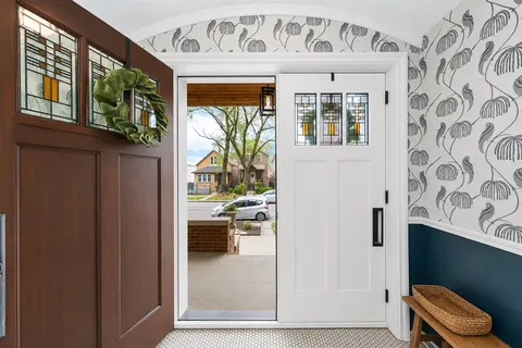 $1,349,000 | 1819 North Whipple Street, Chicago, IL 60647