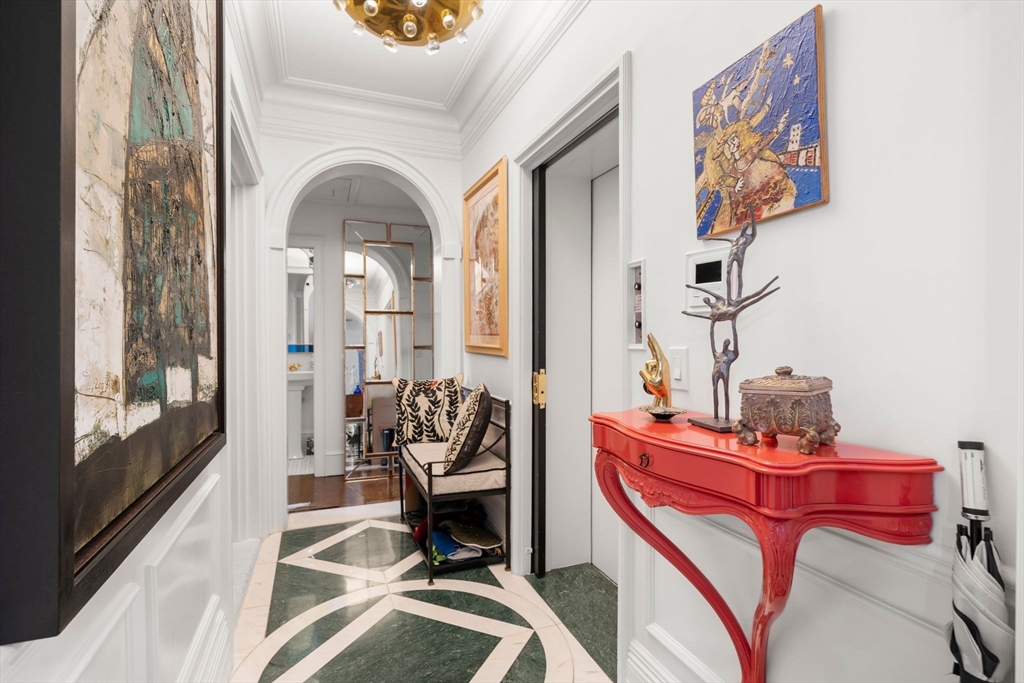 260 Beacon Street, Unit 4 Boston, MA 02116 - Photo 25 of 33