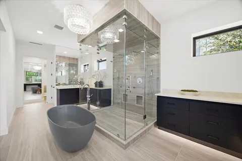 $3,750,000 | 3106 Newcastle Drive, Houston, TX 77027