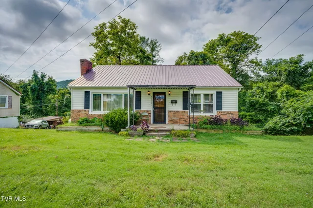 $87,000 | 40736 West Morgan Avenue, Pennington Gap, VA 24277