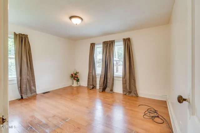 $87,000 | 40736 West Morgan Avenue, Pennington Gap, VA 24277