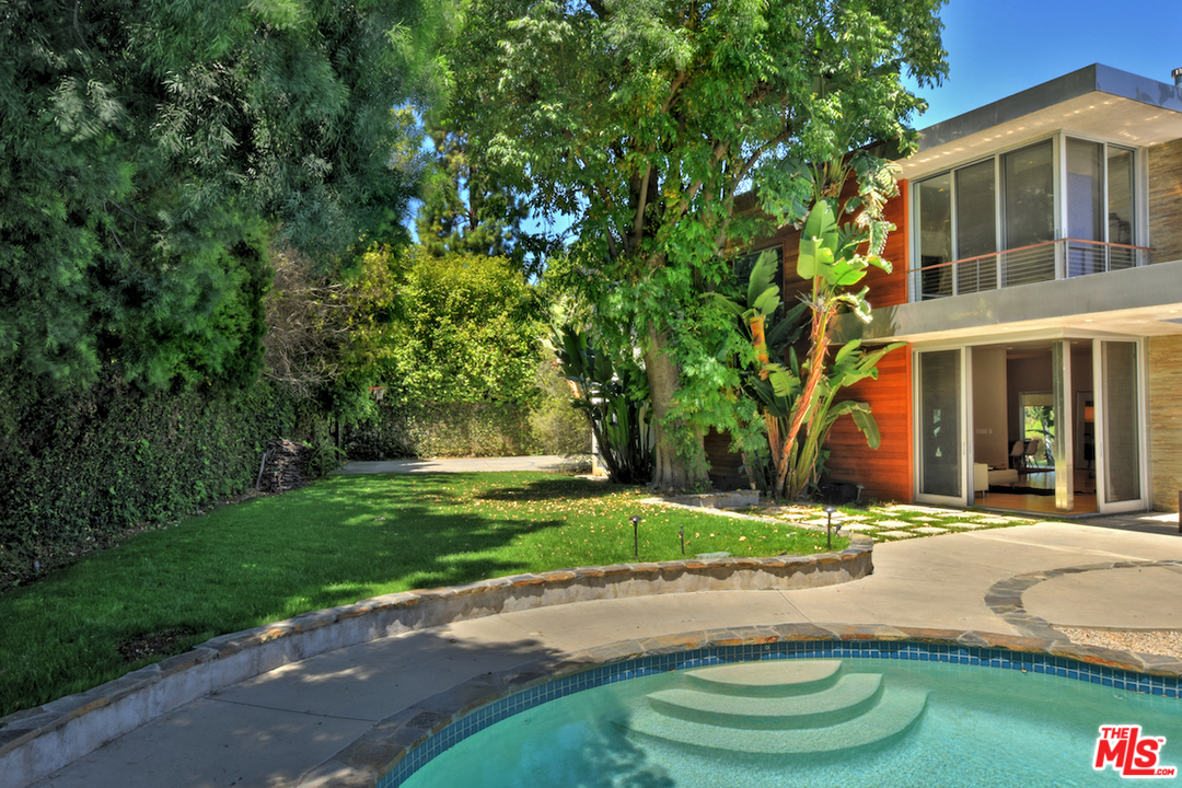 18084 Rancho Street Encino, CA 91316 - Photo 26 of 50