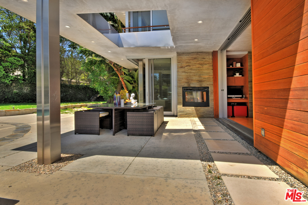 18084 Rancho Street Encino, CA 91316 - Photo 30 of 50