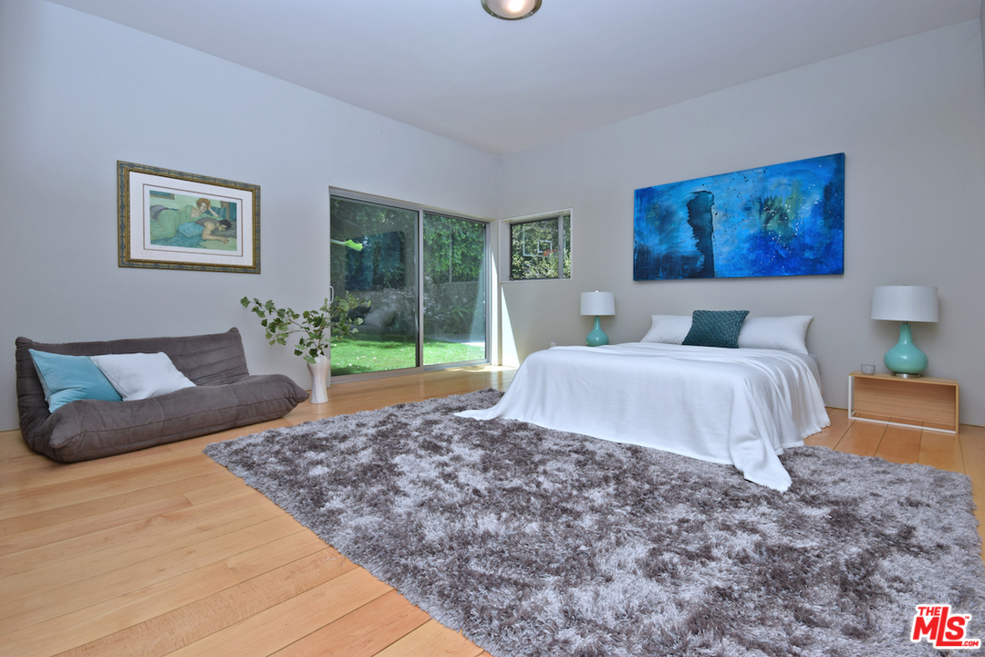 18084 Rancho Street Encino, CA 91316 - Photo 34 of 50