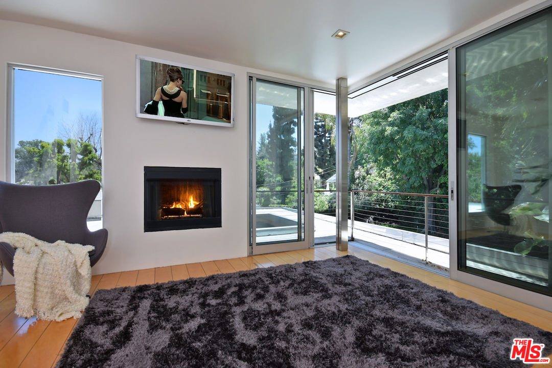 18084 Rancho Street Encino, CA 91316 - Photo 44 of 50