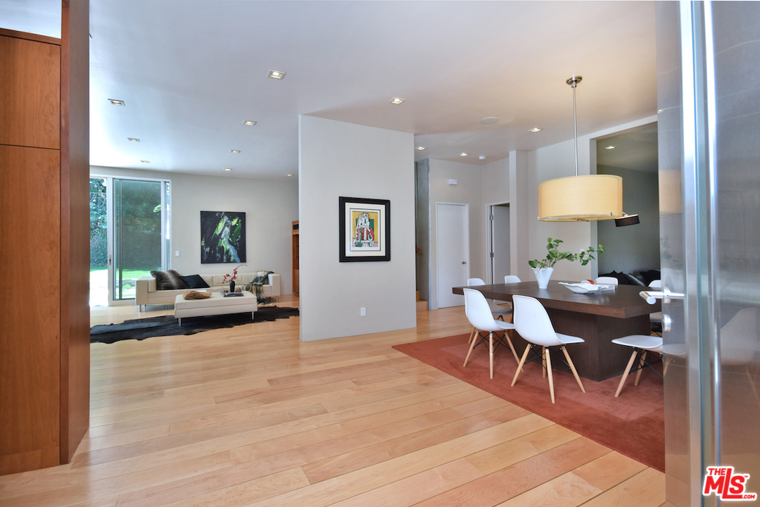 18084 Rancho Street Encino, CA 91316 - Photo 7 of 50