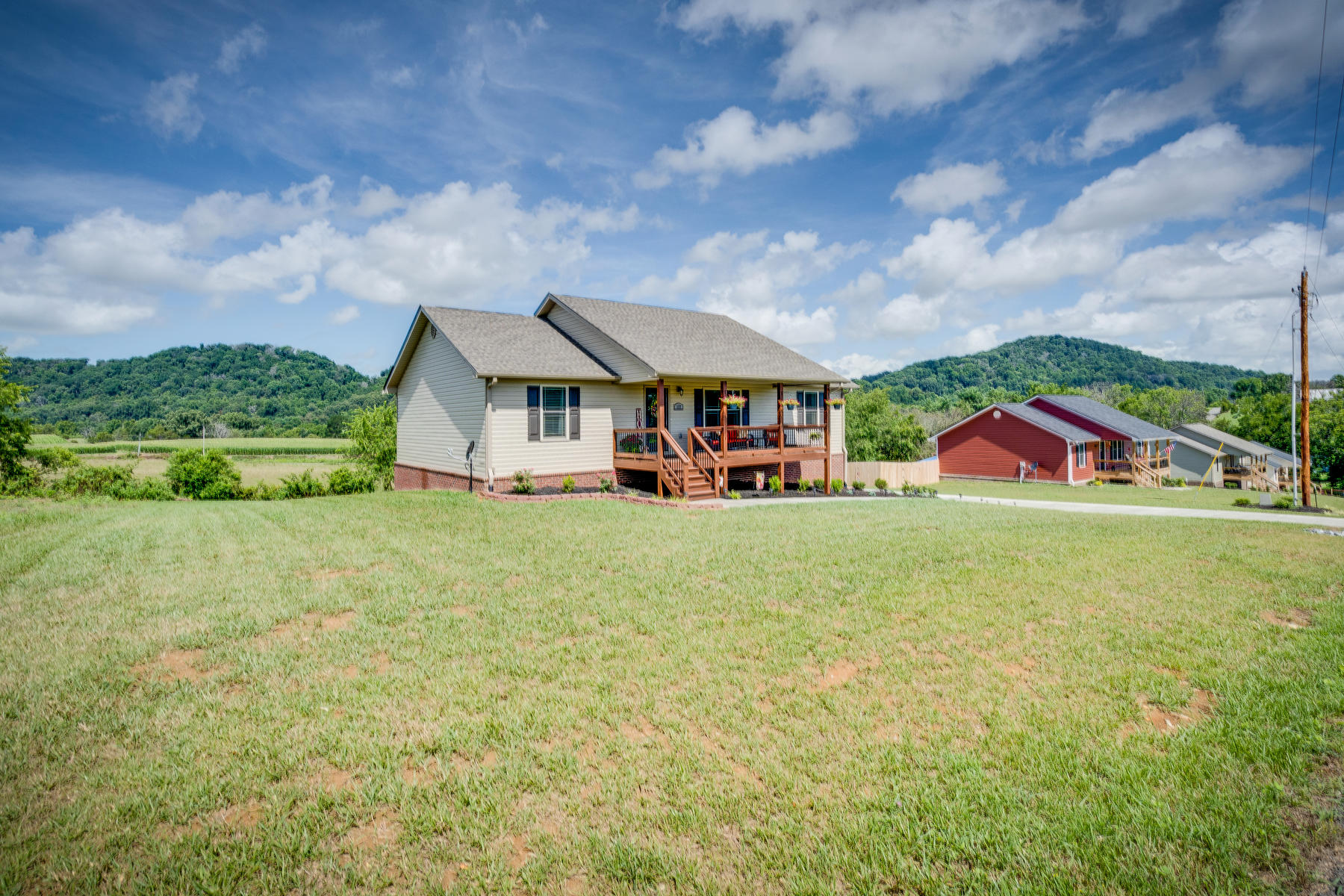 177 Barnett Road Jonesborough, TN 37659 - Photo 4 of 45 004