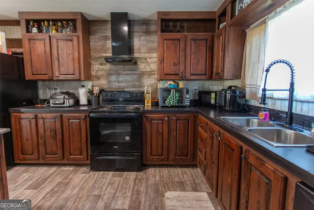 $209,000 | 74 Leslie Road, Hazlehurst, GA 31539