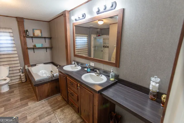 $209,000 | 74 Leslie Road, Hazlehurst, GA 31539