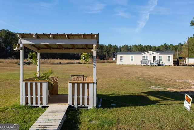 $209,000 | 74 Leslie Road, Hazlehurst, GA 31539