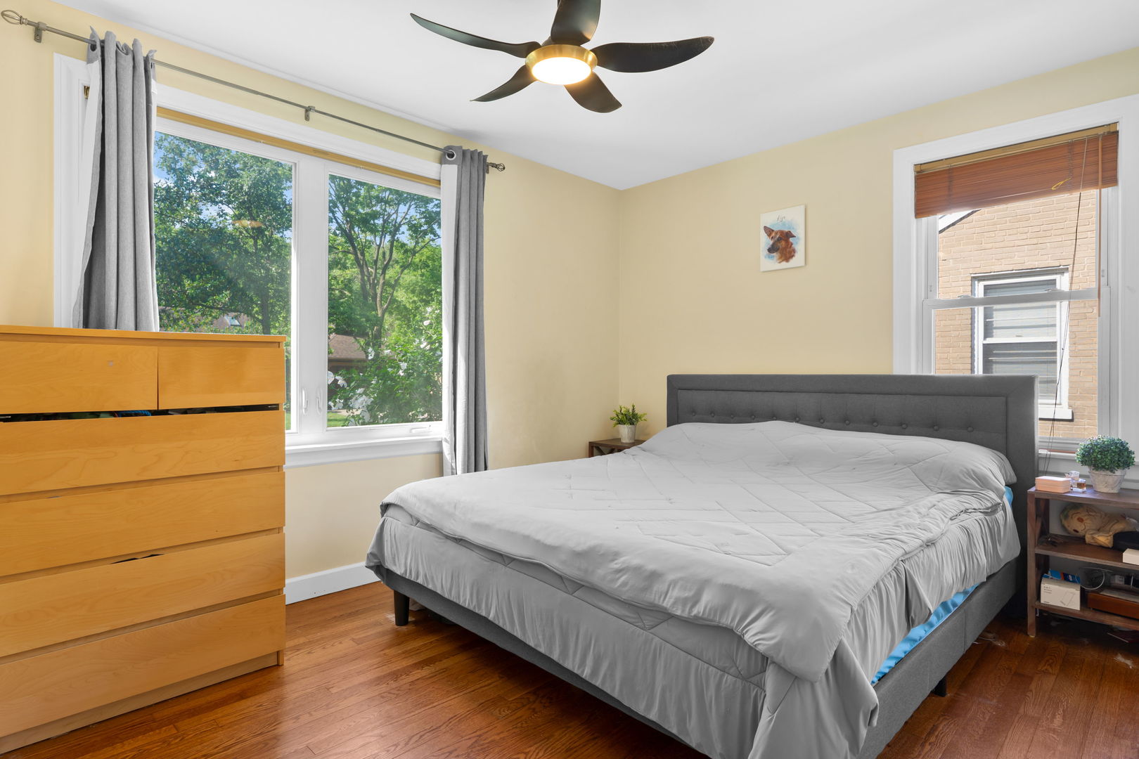 292 East Burlington Street Riverside, IL 60546 - Photo 8 of 32 a bedroom with a bed and window