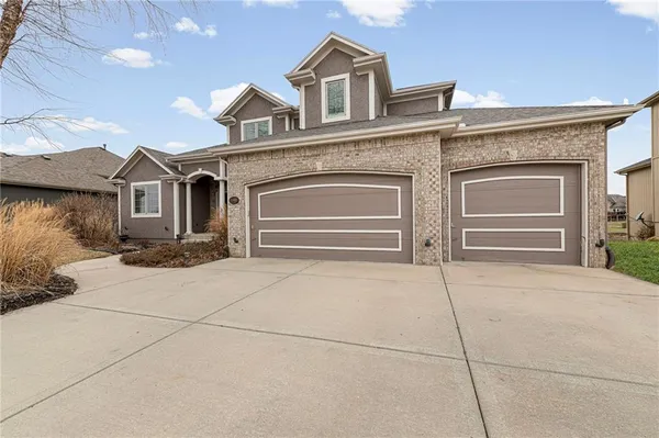 $550,000 | 12990 North Crispin Way, Platte City, MO 64079