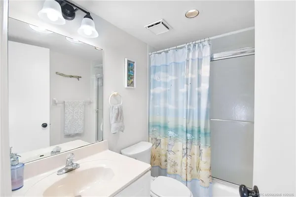 $2,600 | 10044 South Ocean Drive, Unit 401, Jensen Beach, FL 34957