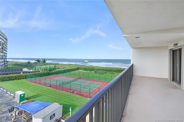 $2,600 | 10044 South Ocean Drive, Unit 401, Jensen Beach, FL 34957