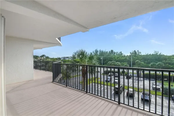 $2,600 | 10044 South Ocean Drive, Unit 401, Jensen Beach, FL 34957