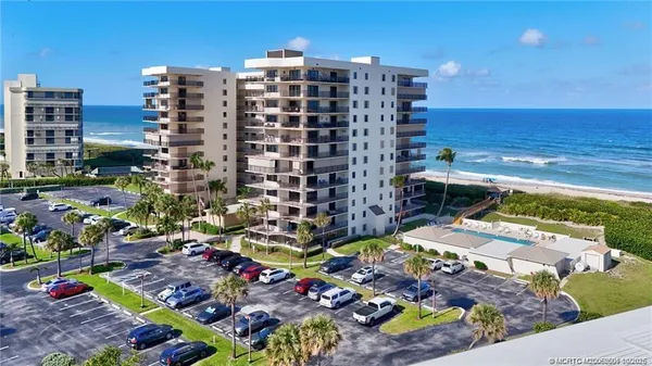 $2,600 | 10044 South Ocean Drive, Unit 401, Jensen Beach, FL 34957