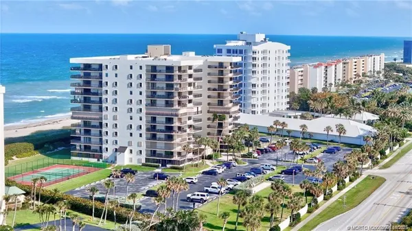 $2,600 | 10044 South Ocean Drive, Unit 401, Jensen Beach, FL 34957