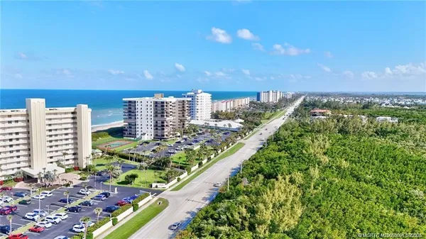 $2,600 | 10044 South Ocean Drive, Unit 401, Jensen Beach, FL 34957