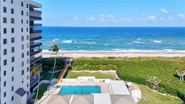 $2,600 | 10044 South Ocean Drive, Unit 401, Jensen Beach, FL 34957