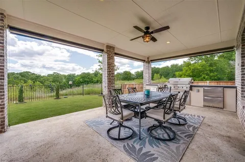 $519,999 | 104 Lakeview Drive, Oak Point, TX 75068