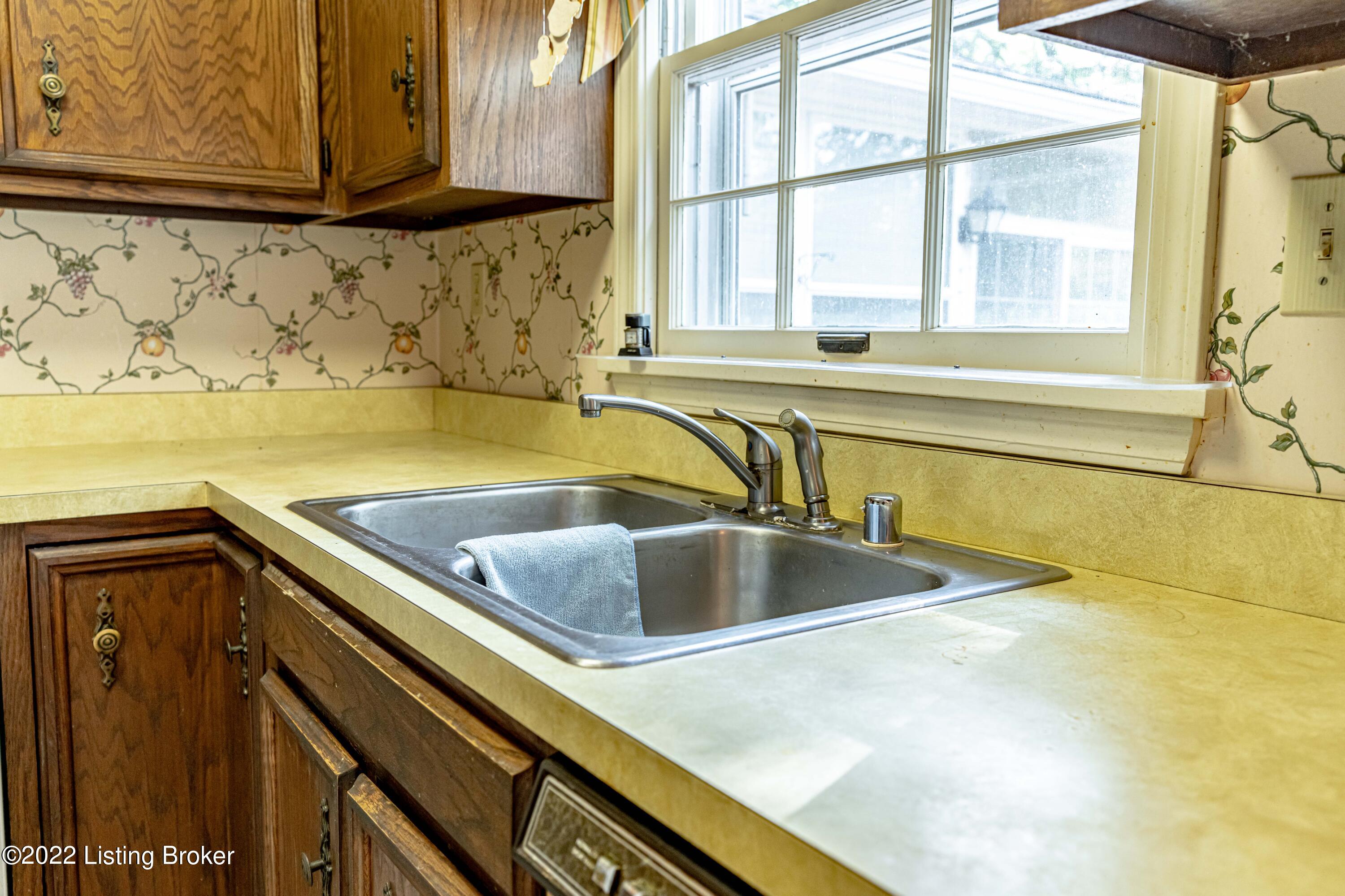 3110 Todds Point Road Simpsonville, KY 40067 - Photo 28 of 99 DSC01956