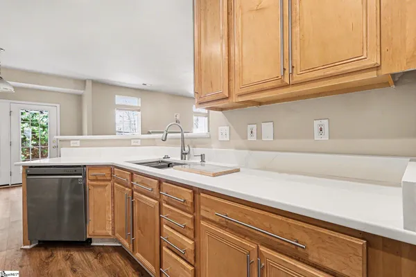 $359,000 | 323 Majesty Court, Greenville, SC 29615