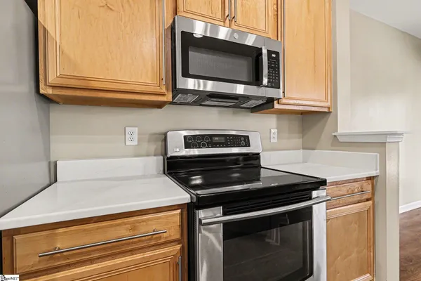 $359,000 | 323 Majesty Court, Greenville, SC 29615