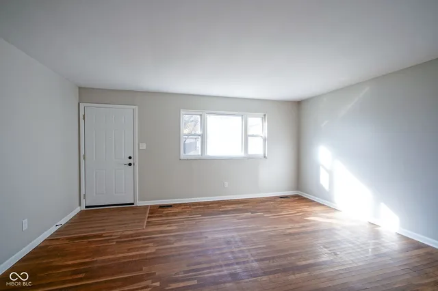 $319,000 | 8509 North Ricks Drive East, McCordsville, IN 46055