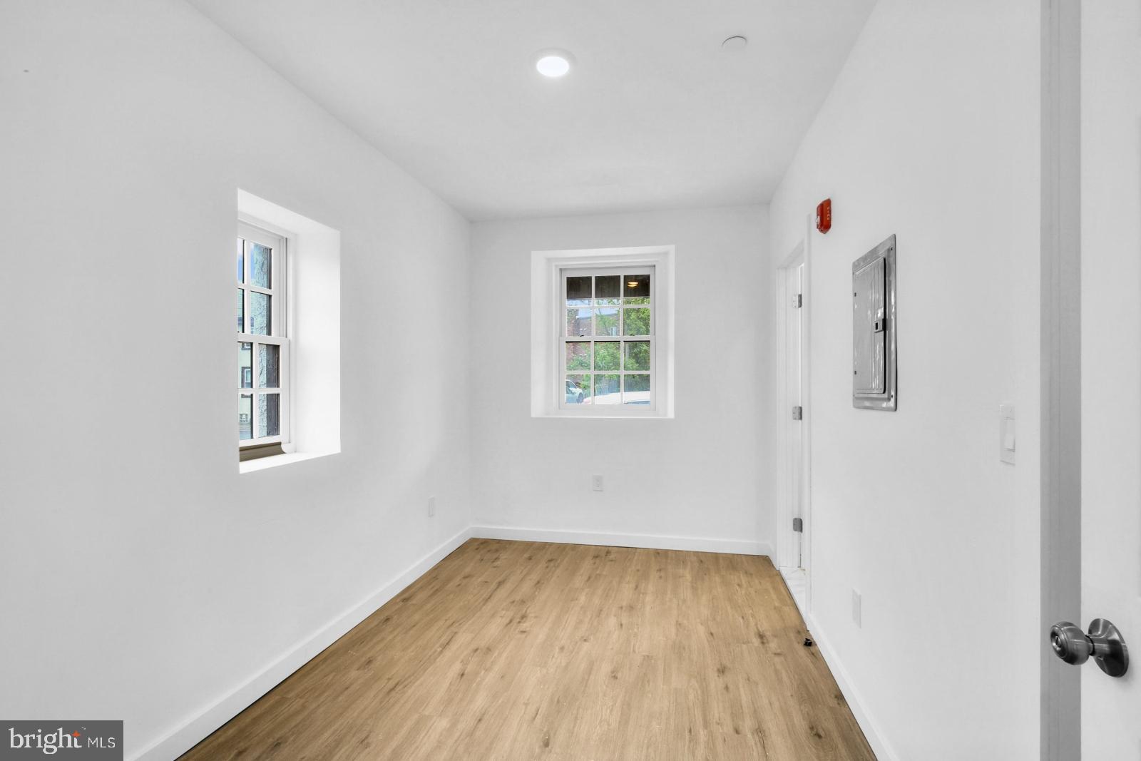 7037 Ridge Avenue, Unit 1B Philadelphia, PA 19128 - Photo 7 of 11 Gallery Image 7