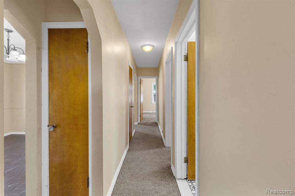24901 Joy Road Dearborn Heights, MI 48127 - Photo 16 of 44