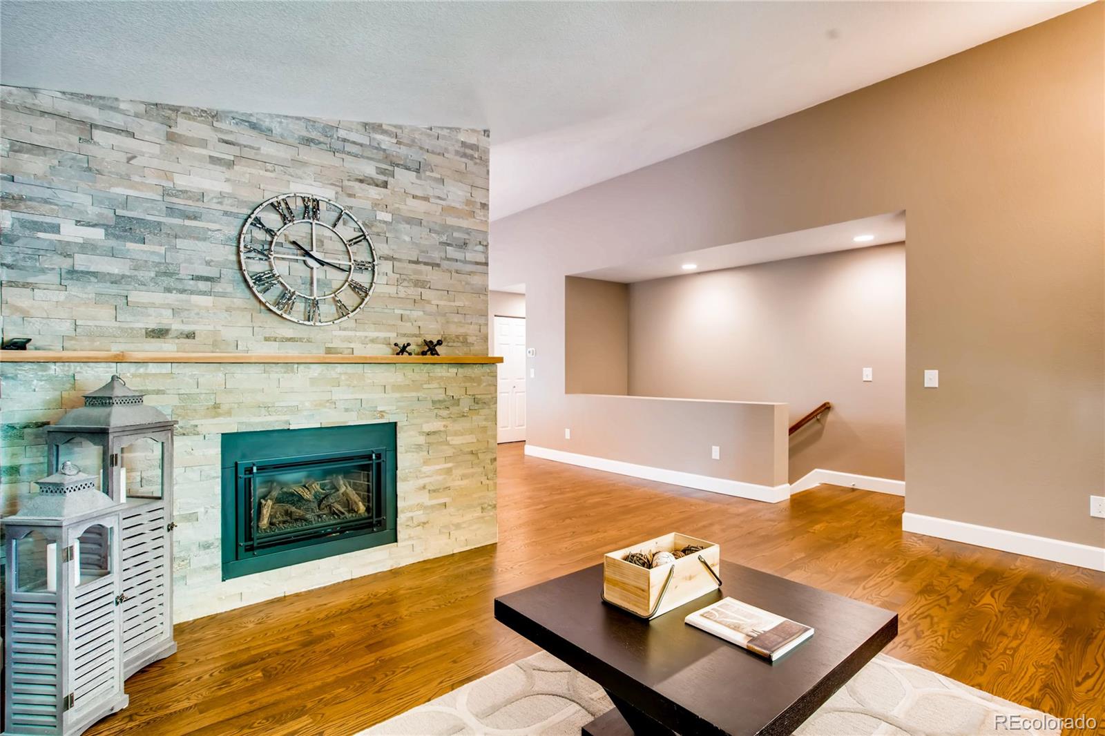 1 Dunbarton Court Highlands Ranch, CO 80130 - Photo 9 of 29 Gallery Image 9