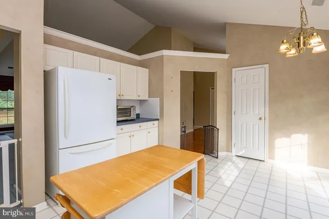 $2,500 | 193 Hawthorne Court, Reading, PA 19610