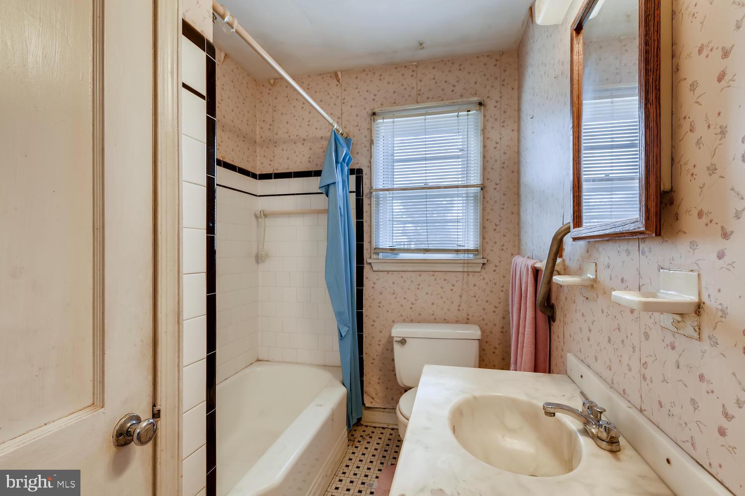 9201 Avondale Road Baltimore, MD 21234 - Photo 14 of 33 Gallery Image 14