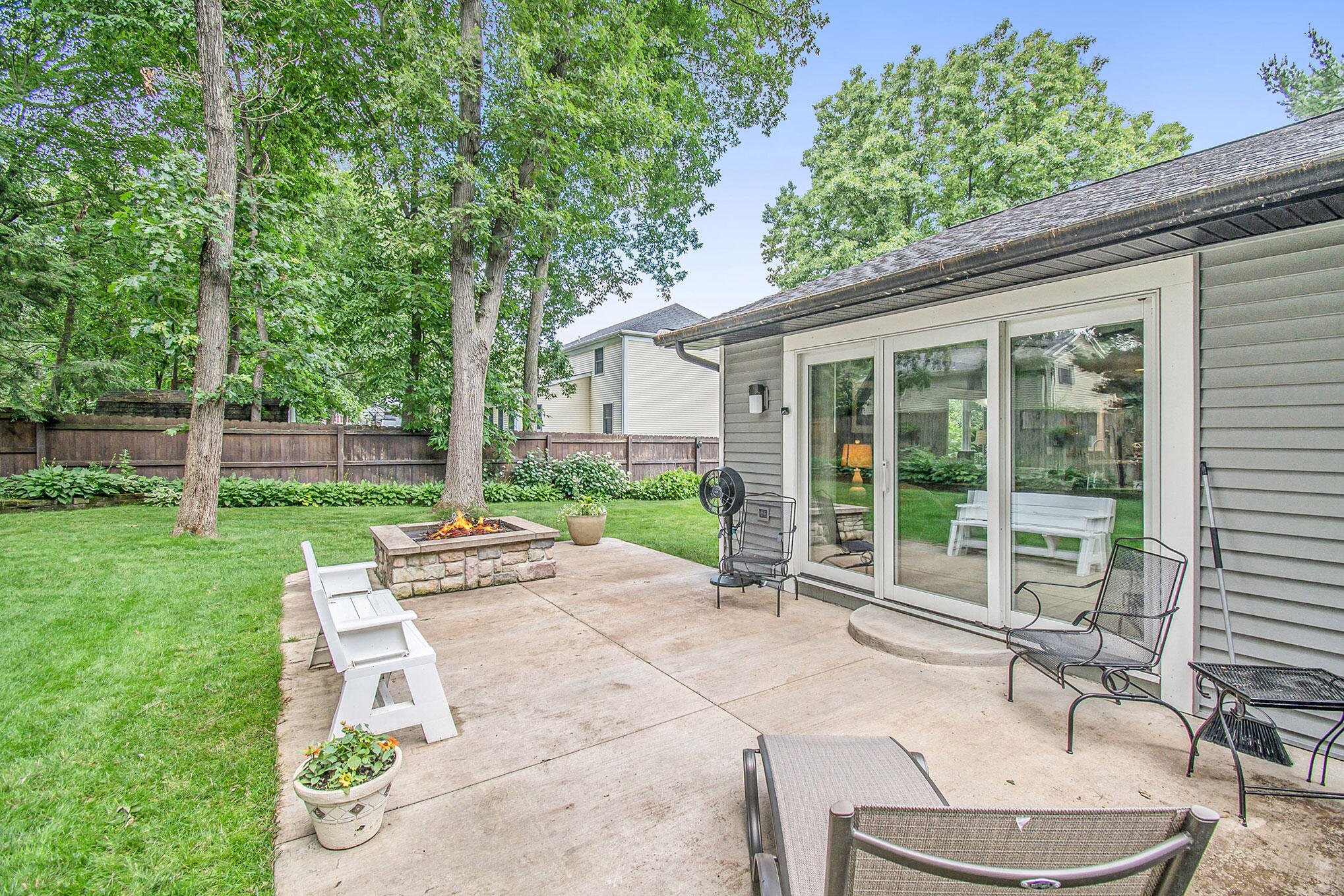 5391 Stoney Brook Road Kalamazoo, MI 49009 - Photo 5 of 39 DSC_9142