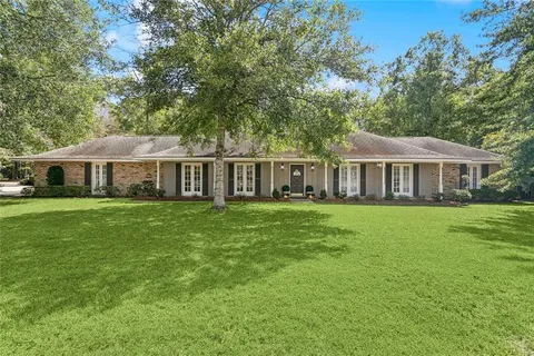 $300,000 | 61609 Brittany Drive, Lacombe, LA 70445