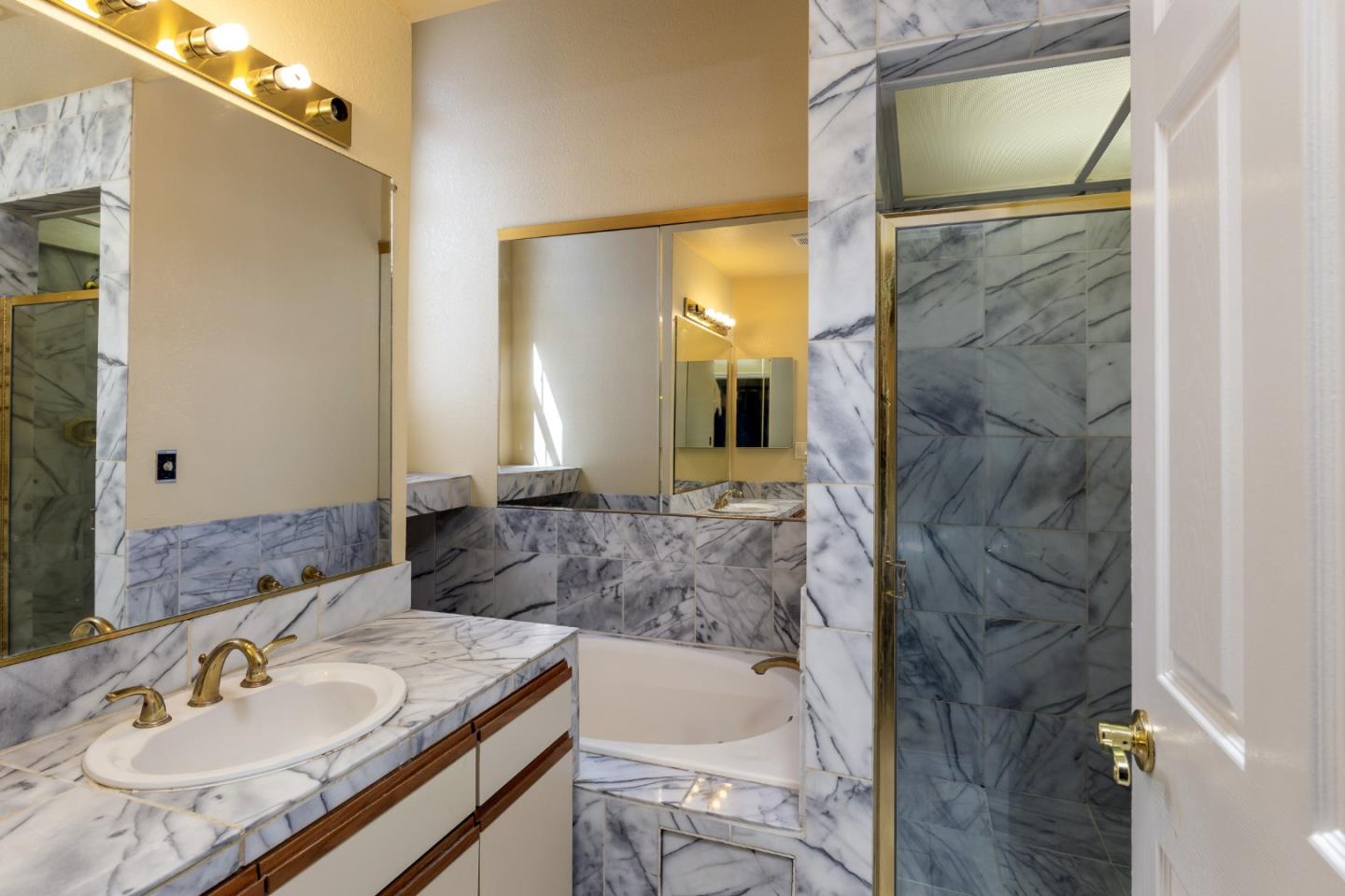 112 Redding Road Campbell, CA 95008 - Photo 12 of 30 Gallery Image 12