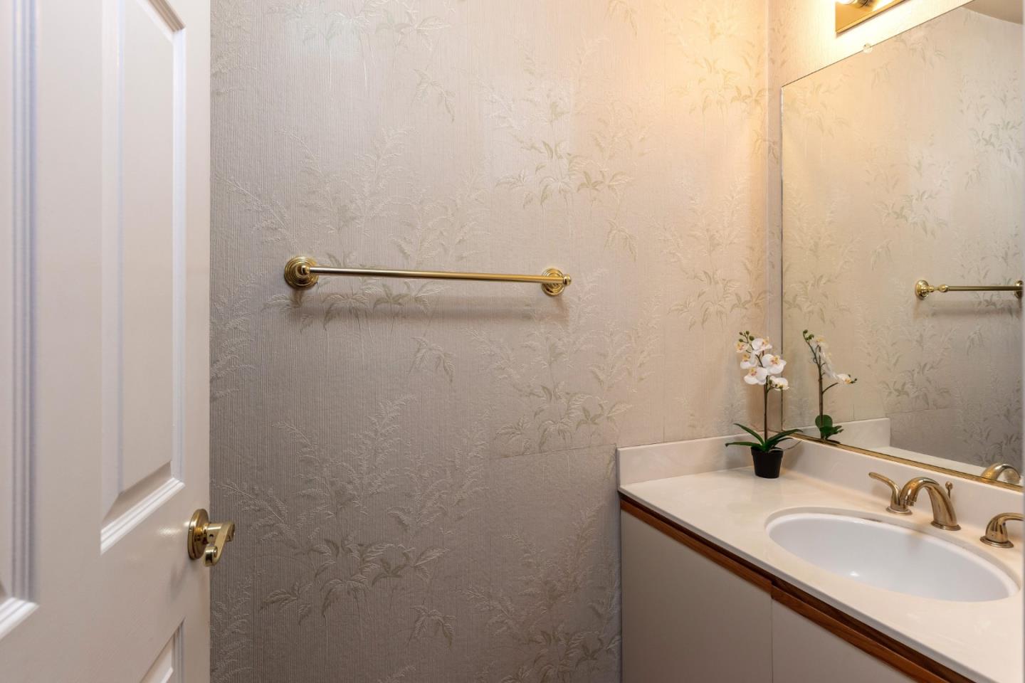 112 Redding Road Campbell, CA 95008 - Photo 17 of 30 Gallery Image 17