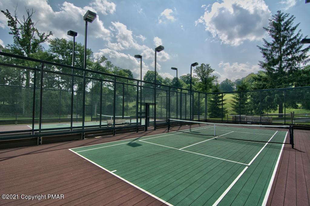2171 Oak Hill Drive Canadensis, PA 18325 - Photo 53 of 63 13 Two lighted Paddle Tennis Courts