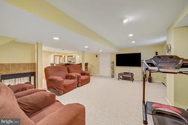 $1,289,900 | 69 Franklin Drive, Plainsboro, NJ 08536