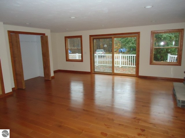 4084 Main Avenue Interlochen, MI 49643 - Photo 14 of 26 1778379-13.JPG
