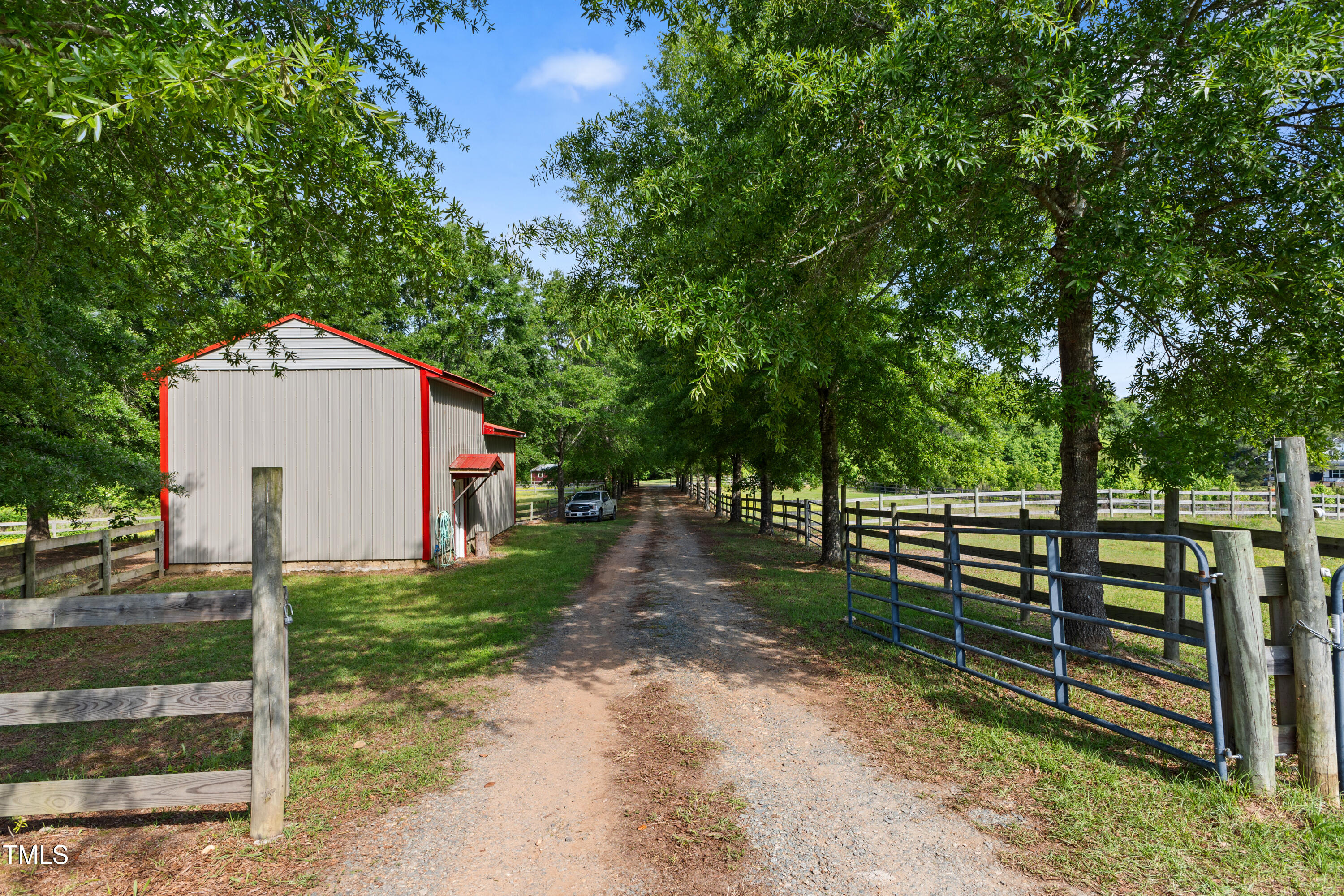 5237 Christian Light Road Fuquay-Varina, NC 27526 - Photo 5 of 56 driveway shot