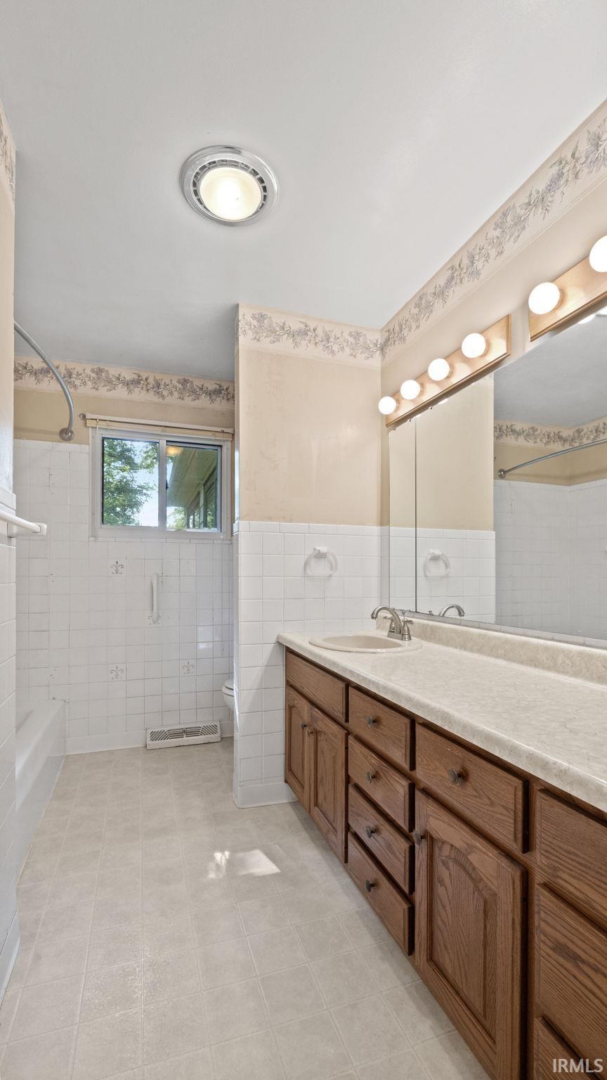 6020 East Hills Road Fort Wayne, IN 46804 - Photo 25 of 36 Gallery Image 25
