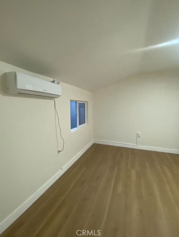 304 West Elm Street Compton, CA 90220 - Photo 11 of 17