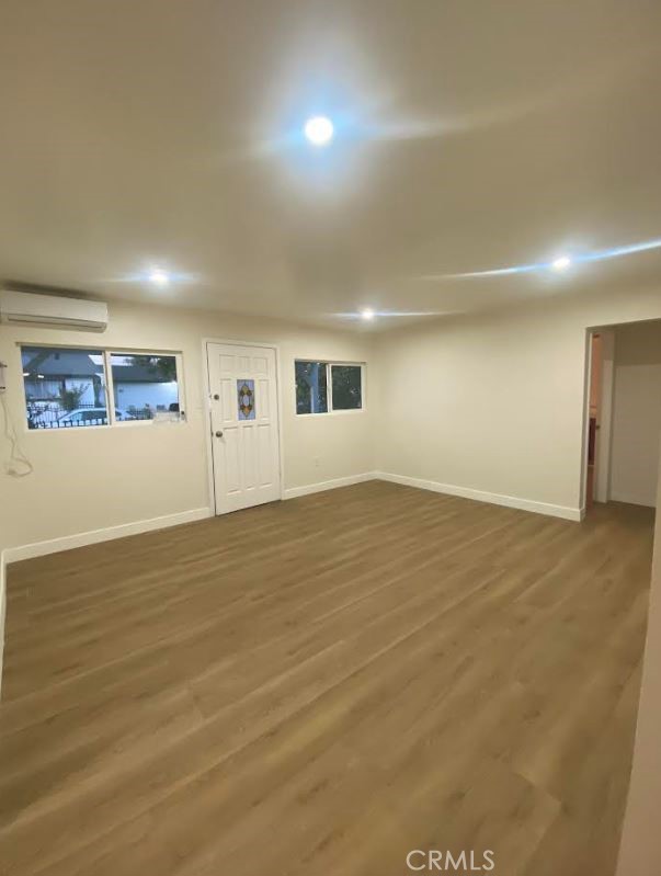 304 West Elm Street Compton, CA 90220 - Photo 5 of 17