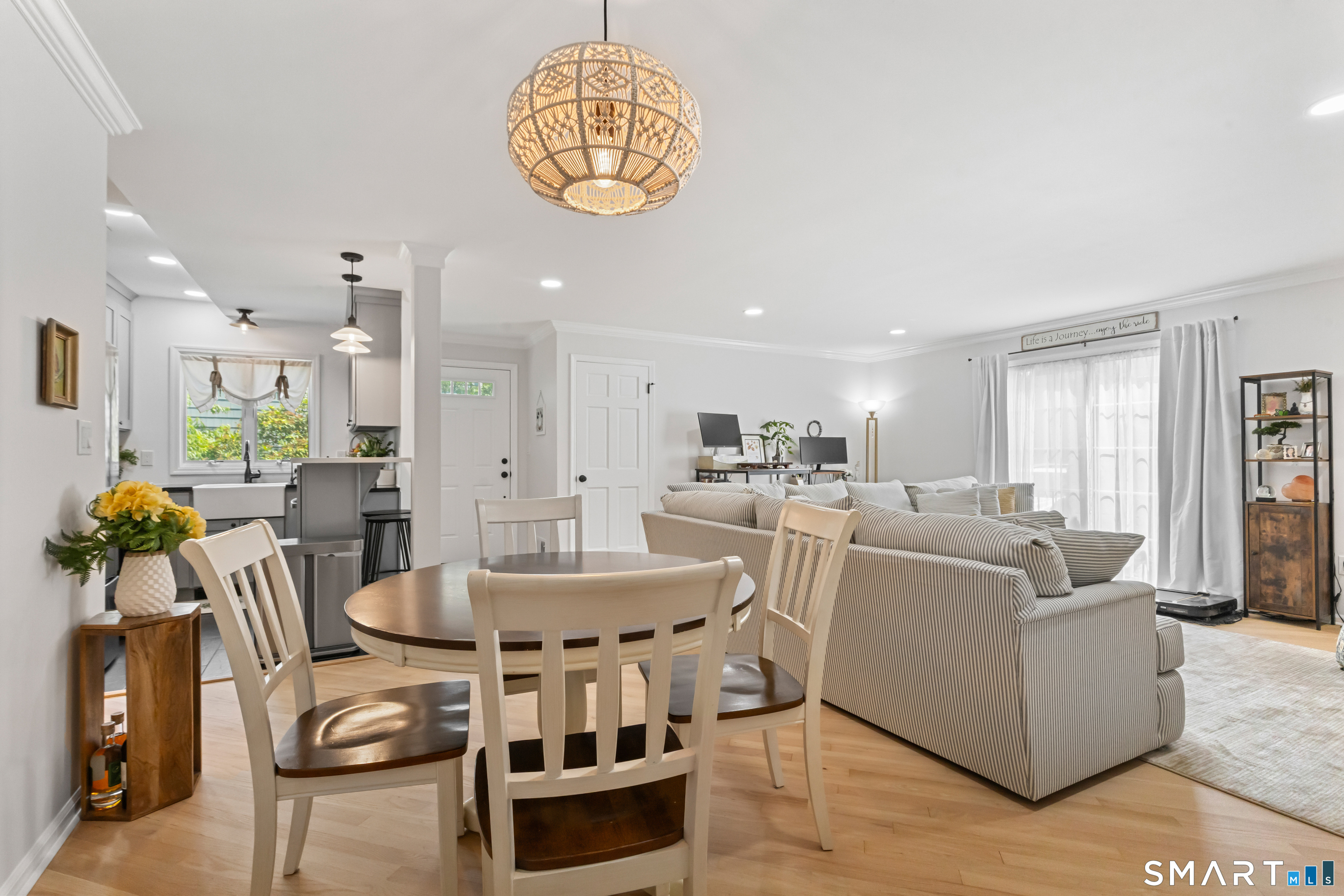 98 Valley Road, Unit 15 Greenwich, CT 06807 - Photo 7 of 23 Gallery Image 7