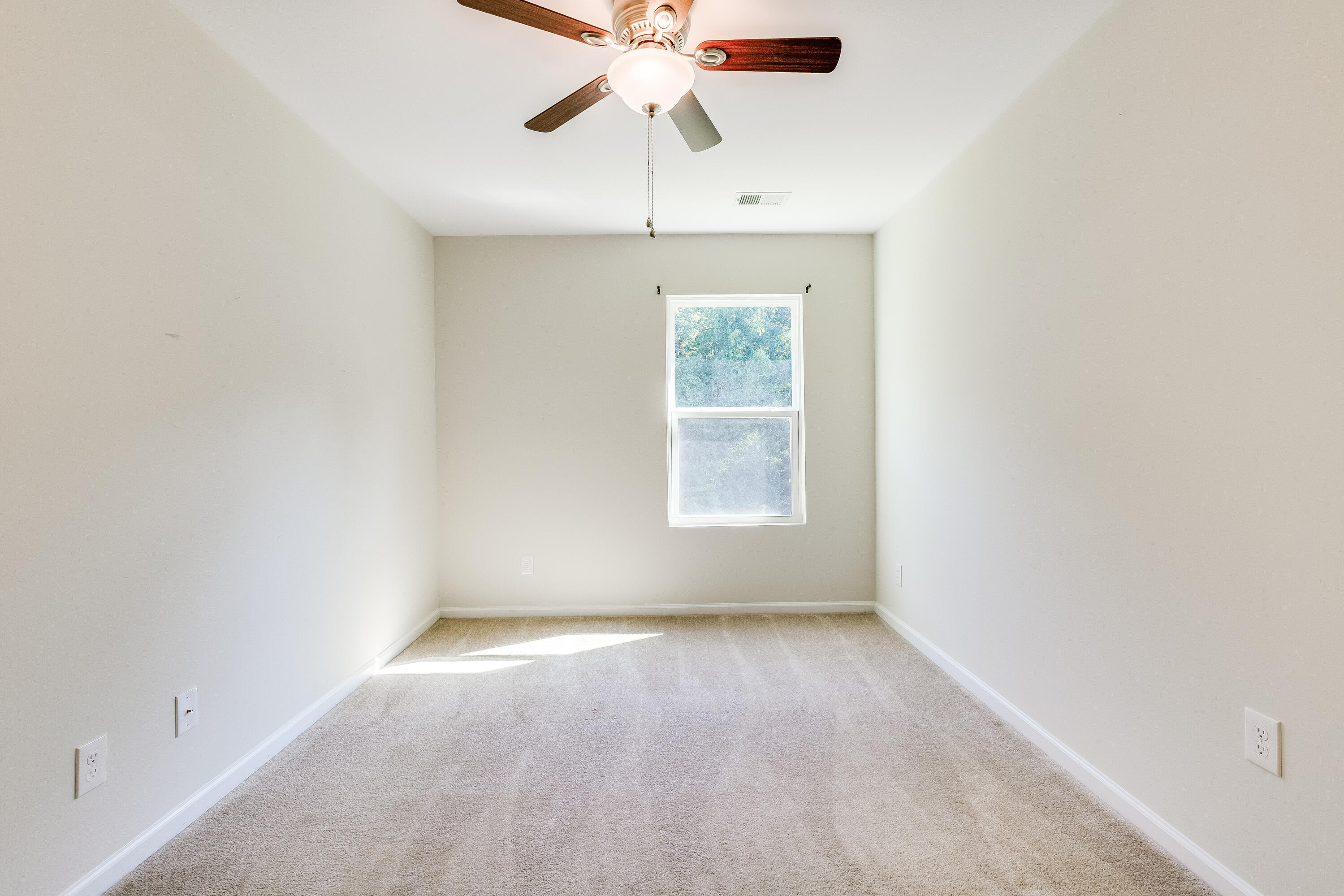 341 Flyway Road Goose Creek, SC 29445 - Photo 9 of 15 9H6B2488