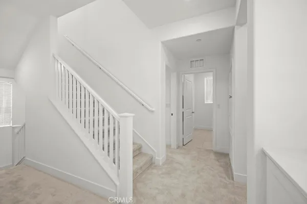 $6,900 | 430 Lobata, Irvine, CA 92618